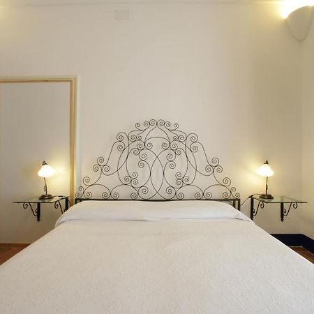 Novecento Hotel Trapani Bagian luar foto